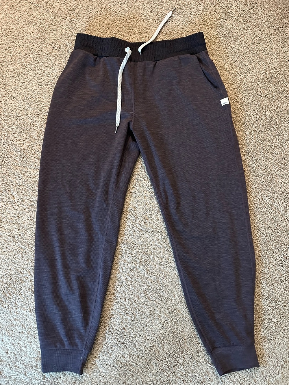 Vuori Ribbed Jogger. - Picture 8 of 9